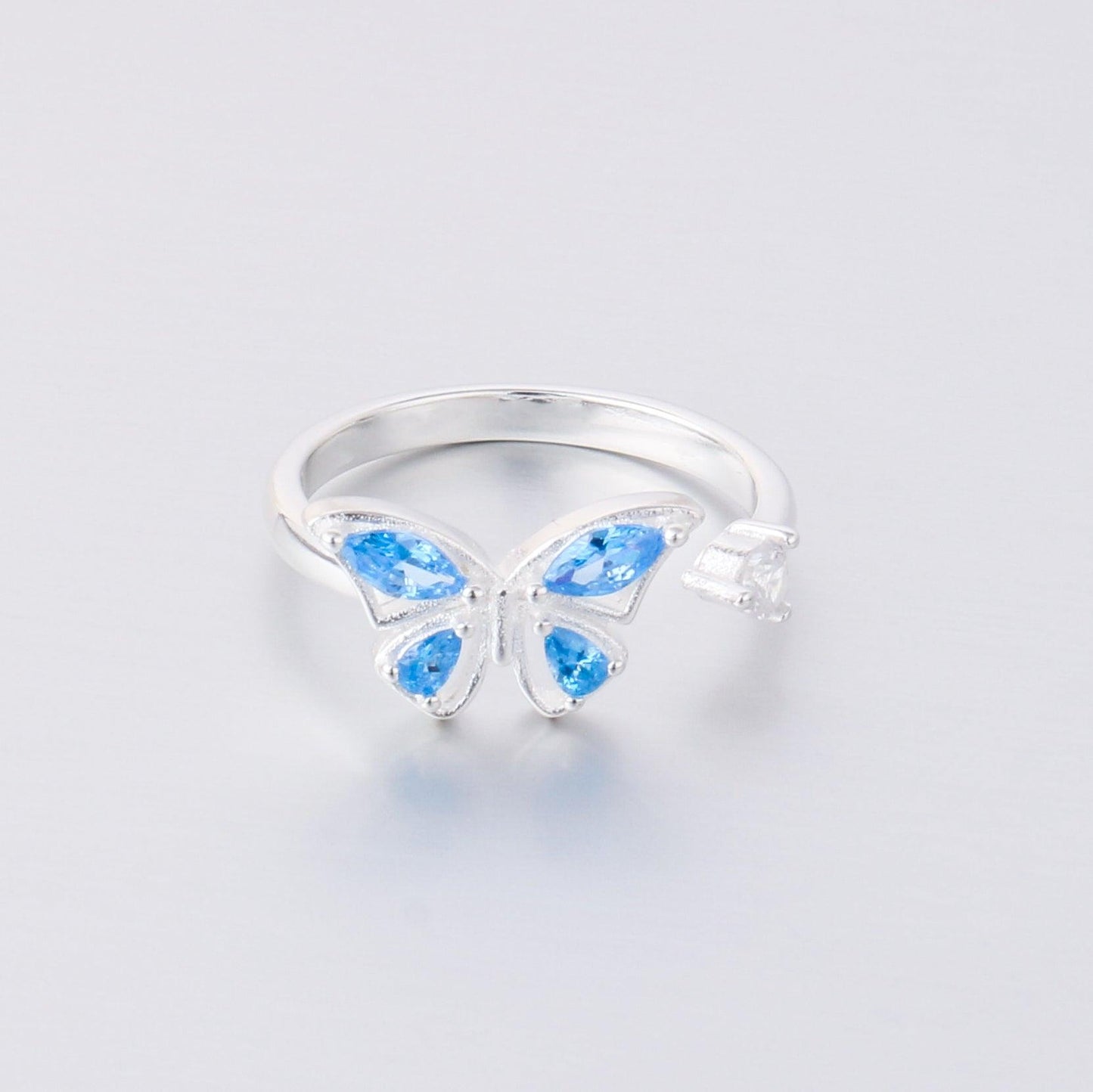 041-S925 Silver Blue Zircon Butterfly Ring