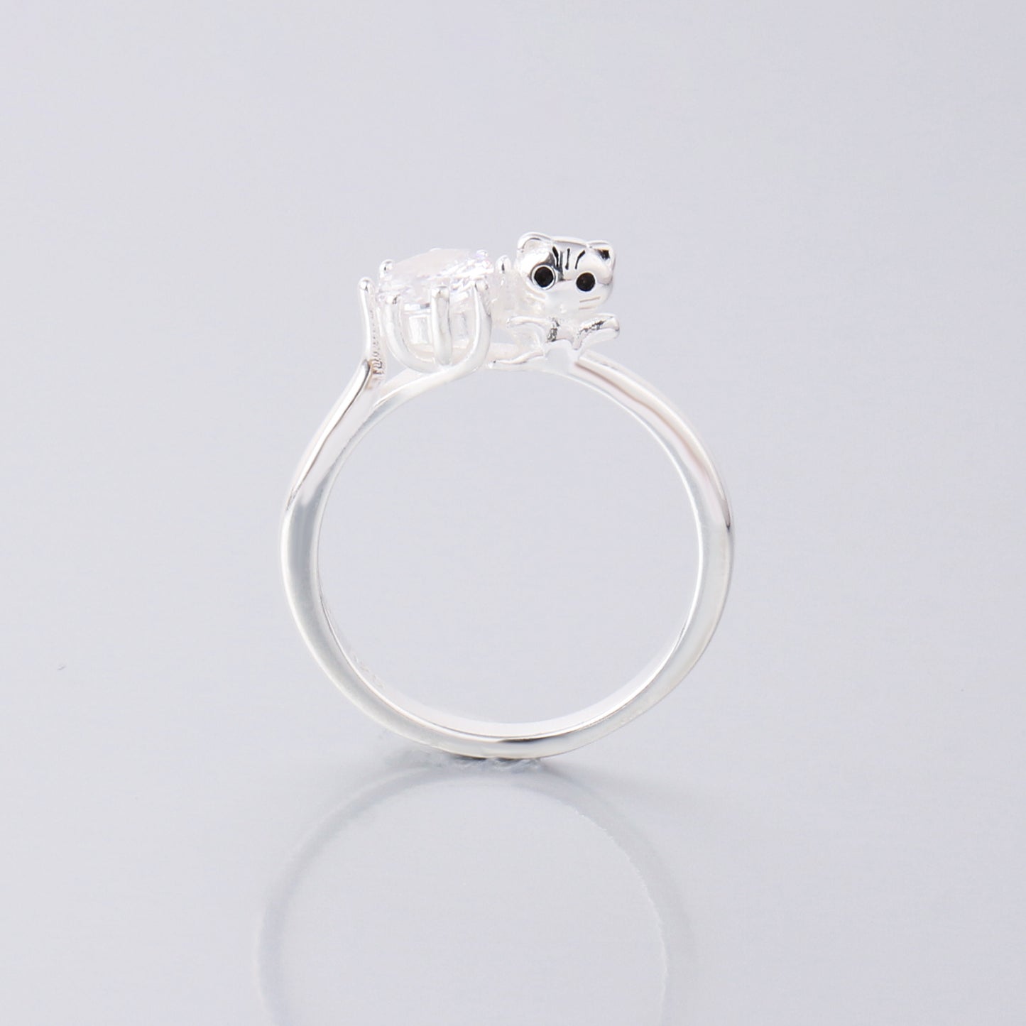 017-S925 silver white zircon cute cat lady ring