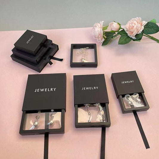 Black Pulling Gift Box-Package