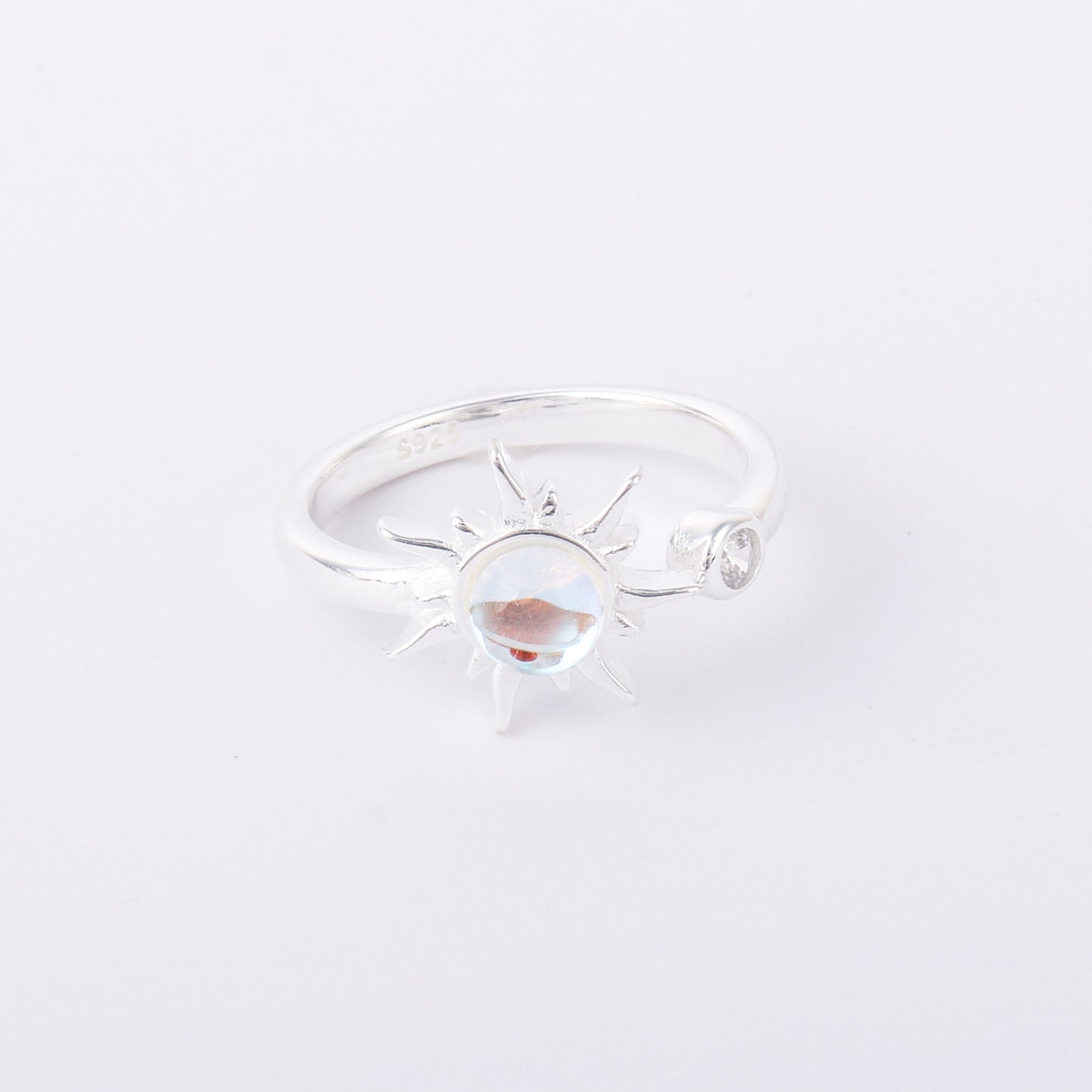 014-S925 Silver Transparent Glass Stone Sun Ring