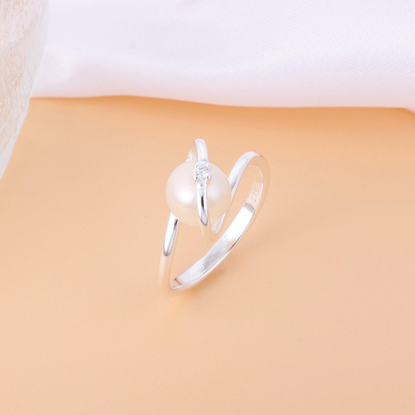 Ring-J4706