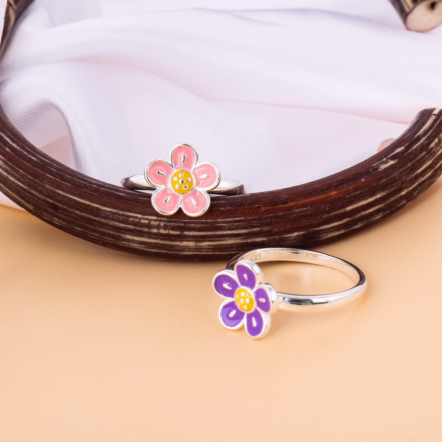 026-S925 Silver Enamel Flower Ring: A Cute Choice, Suitable for Kid and Lady