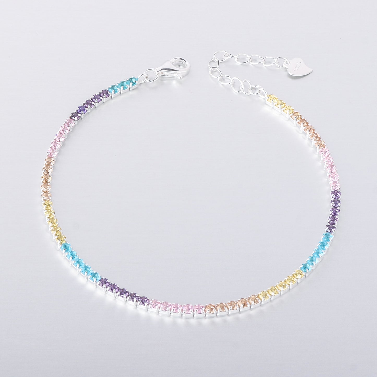 030-S925 silver colored zircon bracelet