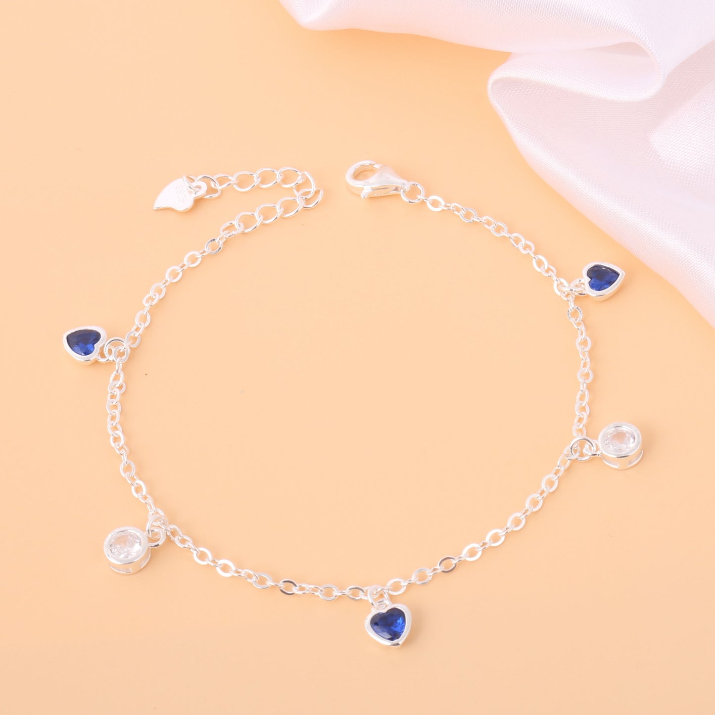 036-S925 Silver Blue Zircon Noble and Elegant Women's Love Bracelet