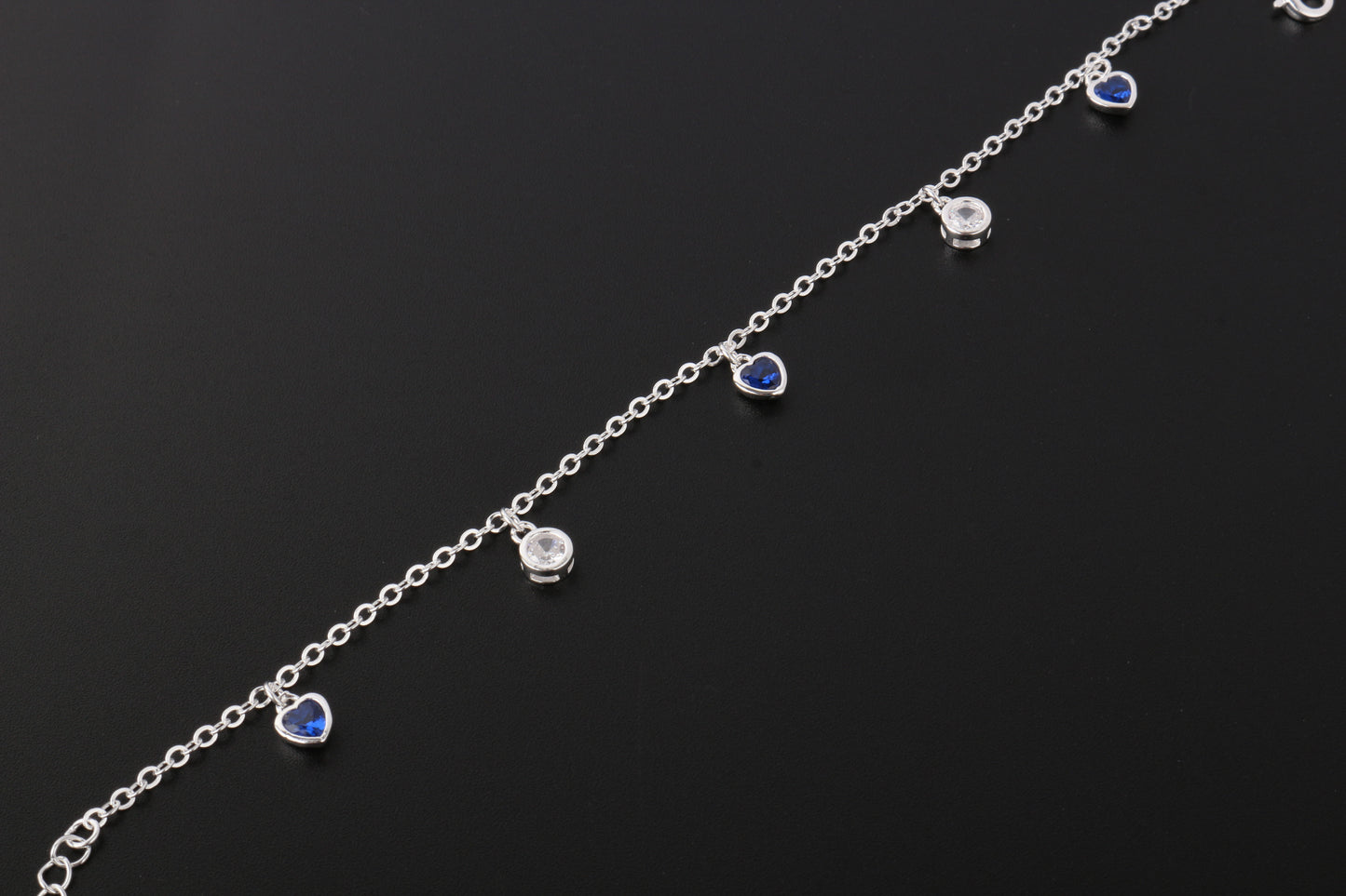 036-S925 Silver Blue Zircon Noble and Elegant Women's Love Bracelet